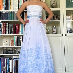 NEW Prom Dress size 1/2